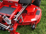 Ferris ISX 800 60 In. 27 HP Briggs & Stratton CXi Zero Turn Mower 5902172 - Image 11