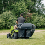 John Deere 2 Bagger for Riding Mower - Image 5