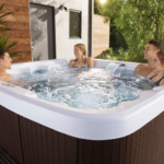 Lifesmart LS450DX 7-Person 22-Jet Plug & Play Spa - Image 4