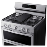 Samsung 6.0 cu. ft. Smart Freestanding Gas Range with Flex Duo - Image 7