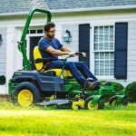 John Deere Z530M Zero-Turn Riding Lawn Mower 54 in. 24 HP V-Twin GAS Dual Hydrostatic BG21196 - Image 4